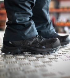 Haix Black Eagle Safety 40.1 low/black-black